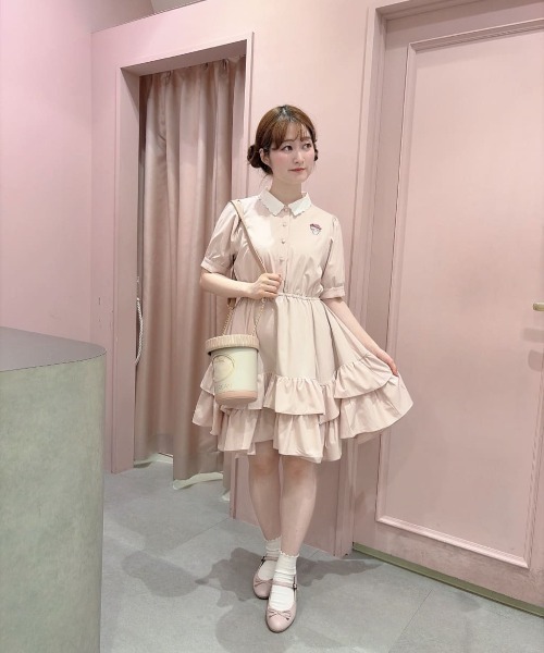F i.n.t(フィント)の「ボリュームフリルヘムクレリックワンピース/マイスウィートピアノ/fint フィント(ワンピース・レディース・ライトピンク・FREE)」の5枚目の写真