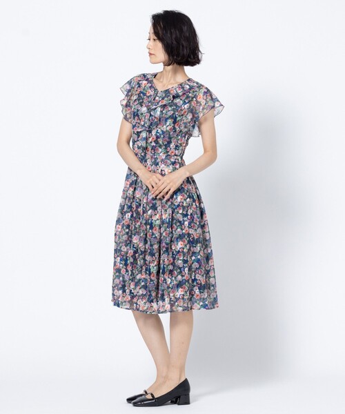 TOCCA(トッカ)の「GLASS ROSE ドレス(ワンピース・レディース・ネイビー系5・0/2/4/6)」の9枚目の写真