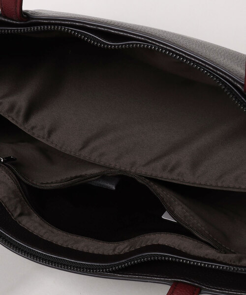 TAKA-Q(タカキュー)の「トート バッグ メンズ ビジネス 鞄 A4対応 クッションポケット シュリンク 型押し 合成皮革(トートバッグ・メンズ・ブラック/ダークウッド・FREE)」の5枚目の写真