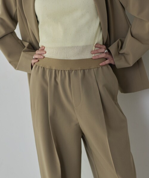 GALLEST（ギャレスト）の「Comfy Set Up｜イージーストレートワイドパンツ【セットアップ対応／通勤／カセット服】（その他パンツ・レディース・ブラック/ベージュ/ダークグレー・34/36/38/40）」の8枚目の写真