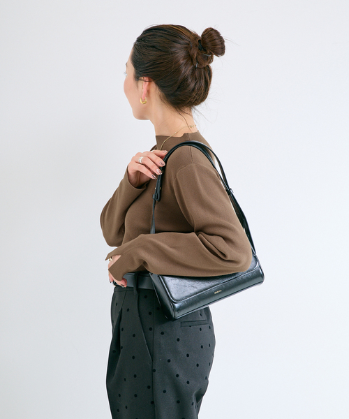 B.C STOCK(ベーセーストック)の「【WEB限定カラーあり】ウォッシャブル / ソウバリボトルネックプルオーバー(ニット/セーター・レディース・ブラウン/グリーン/ストーン/アイボリー/ブラック/オートミール・FREE)」の22枚目の写真