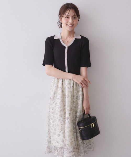 index(インデックス)の「花柄ドッキング衿付きワンピース【洗濯機OK】(ワンピース・レディース・ブラック/オフホワイト/ナチュラル・42/40/38/36)」の2枚目の写真