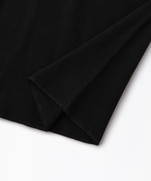 OUTSTANDING(アウトスタンディング)の「THERMAL VINTAGE HENLEY NECK LONG SLEEVE TEE_BLACK(Tシャツ/カットソー・メンズ・その他・LARGE/MEDIUM/X-LARGE)」の6枚目の写真