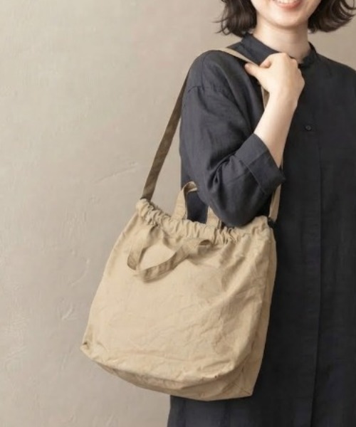 EARTH MADE（アースメイド）の「パッカブル2WAY TOTE/サコッシュ（ショルダーバッグ・レディース・ブラック/ブラウン・FREE）」の8枚目の写真