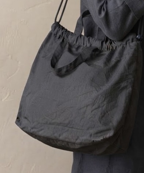 EARTH MADE（アースメイド）の「パッカブル2WAY TOTE/サコッシュ（ショルダーバッグ・レディース・ブラック/ブラウン・FREE）」の9枚目の写真
