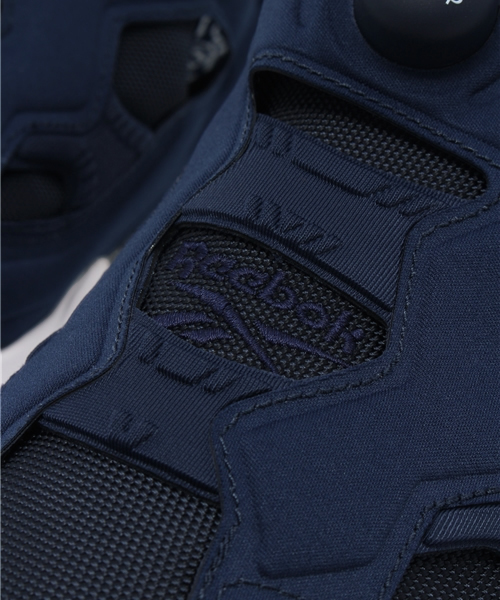 Reebok（リーボック）の「インスタポンプ フューリー OG [INSTAPUMP FURY OG]（スニーカー・メンズ・ブラック×ホワイト/グレー×ホワイト/ネイビー/ホワイト/グレー系その他/グリーン・26.0cm/27.0cm/28.5cm/24.0cm/29.0cm/25.5cm/27.5cm/24.5cm/22.0cm/26.5cm/30.0cm/29.5cm/25.0cm/28.0cm/23.5cm/23.0cm/31cm）」の10枚目の写真