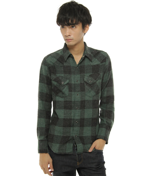 AMERICAN RAG CIE（アメリカンラグシー）の「シャツ　WRA-S9095（シャツ/ブラウス・メンズ・グレー/レッド/グリーン・SMALL/MEDIUM）」の2枚目の写真