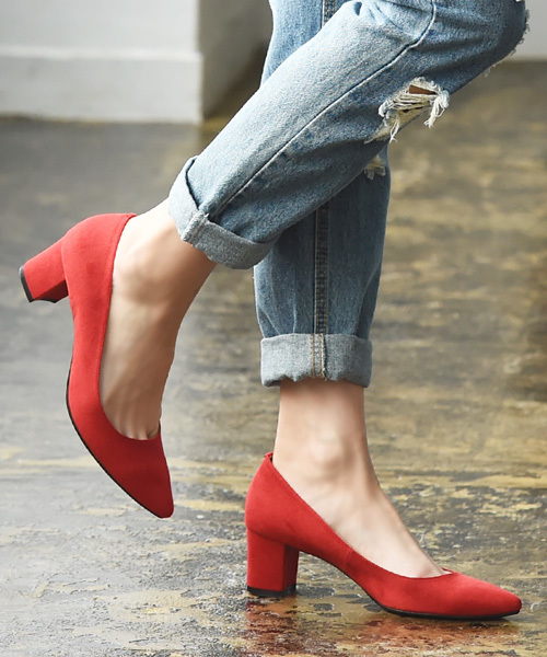 Luz Llena（ラズレナ）の「[made in JAPAN]ポインテッドチャンキ ヒールパンプス（パンプス・レディース・ピンク/ブルー/ブラック/グレイッシュベージュ/マスタード/レッド・22.5cm/24.0cm/23.5cm/24.5cm/23.0cm）」の6枚目の写真