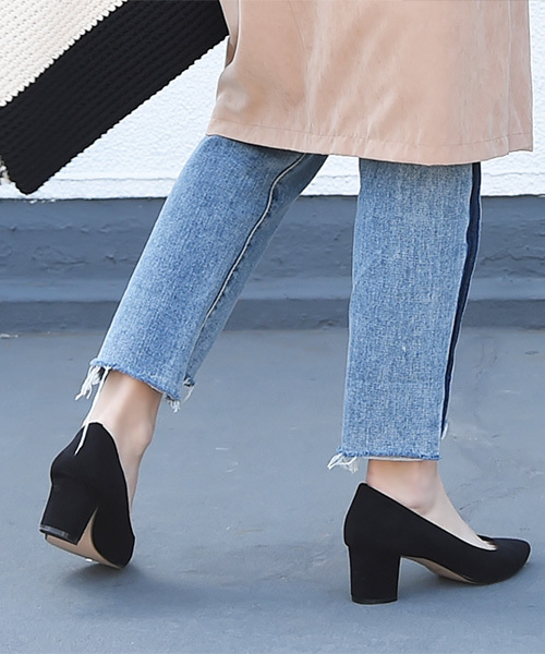 Luz Llena（ラズレナ）の「[made in JAPAN]ポインテッドチャンキ ヒールパンプス（パンプス・レディース・ピンク/ブルー/ブラック/グレイッシュベージュ/マスタード/レッド・22.5cm/24.0cm/23.5cm/24.5cm/23.0cm）」の15枚目の写真