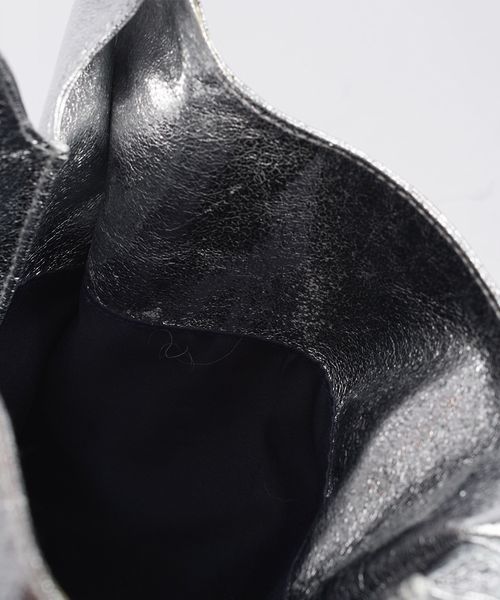 CONTROL FREAK / CTFK（コントロールフリーク）の「メタリックショッパー（トートバッグ・レディース・ピンク/ネイビー/シルバー・FREE）」の6枚目の写真