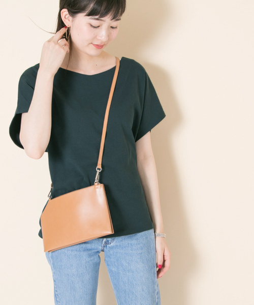 URBAN RESEARCH（アーバンリサーチ）の「2WAYレースアップTOPS（Tシャツ/カットソー・レディース・ブラウン/グリーン/ブラック・FREE）」の5枚目の写真