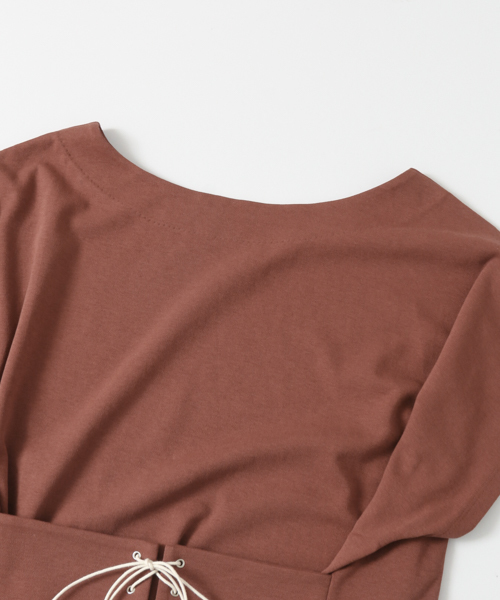 URBAN RESEARCH（アーバンリサーチ）の「2WAYレースアップTOPS（Tシャツ/カットソー・レディース・ブラウン/グリーン/ブラック・FREE）」の8枚目の写真