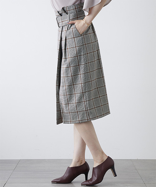 STUDIOUS（ステュディオス）の「【STUDIOUS】ピーチサテンIラインスカート（スカート・レディース・ネイビー/マルチ/ベージュ/バーガンディー・0/1）」の12枚目の写真