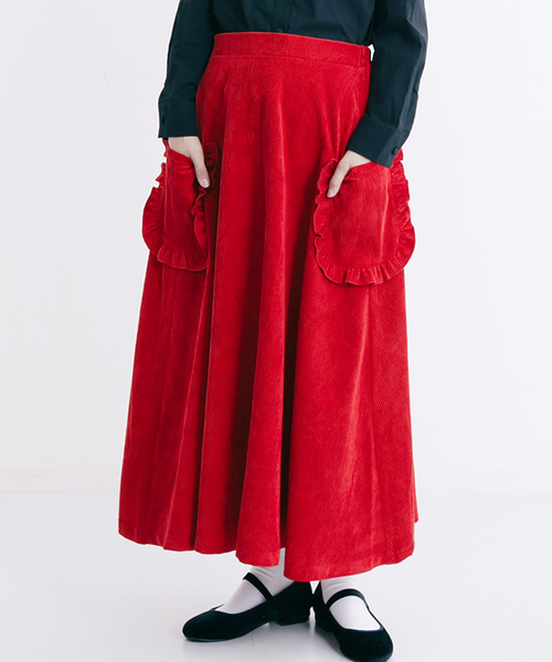 フリル付き赤のロングスカート sevens（セブンズ）の「【sevens】SS裾フリルロングスカート（スカート