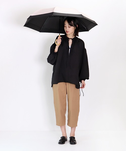 salle de bal（サルデバル）の「晴雨兼用 ショートワイド折りたたみ傘  バンブーハンドル　竹手　27370　SGT（折りたたみ傘・レディース・ブラック/ベージュ/ネイビー/ピンク/オフホワイト・FREE）」の20枚目の写真