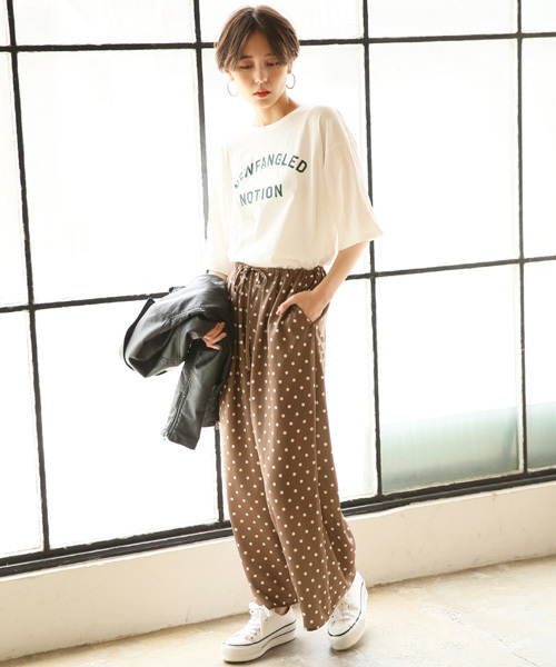 LOWRYS FARM(ローリーズファーム)の「バックプリントTシャツ 804239(Tシャツ/カットソー・レディース・オフホワイト/エンジ/チャコールグレー・MEDIUM/LARGE)」の8枚目の写真