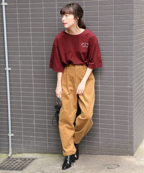 LOWRYS FARM(ローリーズファーム)の「バックプリントTシャツ 804239(Tシャツ/カットソー・レディース・オフホワイト/エンジ/チャコールグレー・MEDIUM/LARGE)」の13枚目の写真