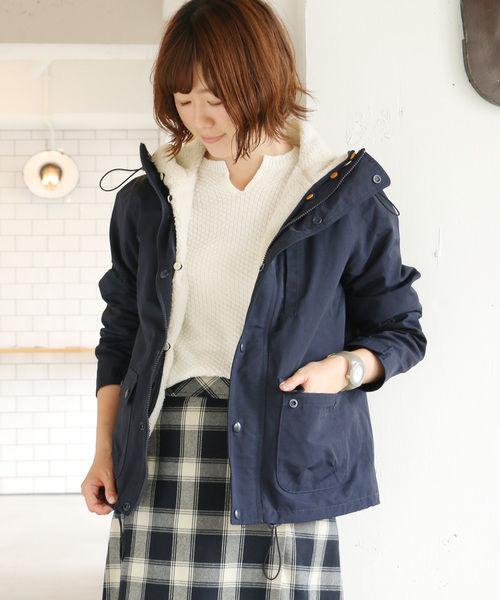 LBC（エルビーシー）の「3WAYマウンテンパーカー（マウンテンパーカー・レディース・ネイビー/マスタード・M/L）」の2枚目の写真