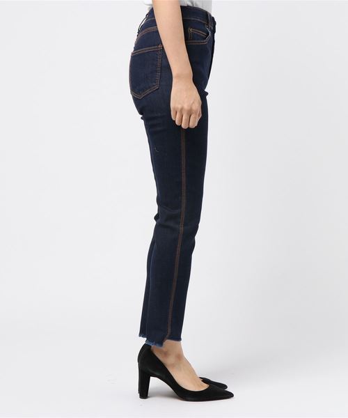 natural couture(ナチュラルクチュール)の「裾クラッシュストレッチスキニー(デニムパンツ・レディース・ブラック/インディゴブルー・S/M)」の4枚目の写真