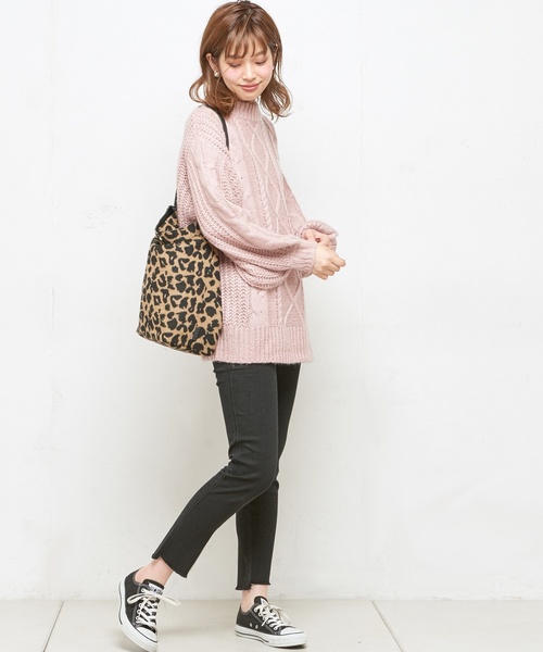 natural couture(ナチュラルクチュール)の「裾クラッシュストレッチスキニー(デニムパンツ・レディース・ブラック/インディゴブルー・S/M)」の13枚目の写真