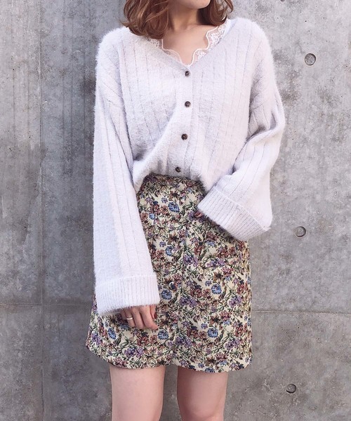 one after another NICE CLAUP(ワンアフターアナザーナイスクラップ)の「フェザーVネックリブカーディガン(カーディガン/ボレロ・レディース・オフホワイト/ライトグレー/モカ/サックスブルー/ライトピンク/ピンク系その他・FREE)」の19枚目の写真