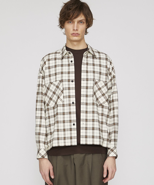 KIIT キート　シャツ　マーブル　シャドー　グラデーション　ワイド Tommy HILFIGER ネイビーダウンコート