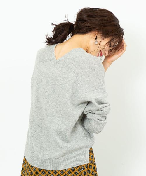 coen（コーエン）の「【ムック本掲載・手洗いできる】ラムウールVネックニット（ニット/セーター・レディース・オフホワイト/ピンク/ライトグレー・FREE）」の8枚目の写真