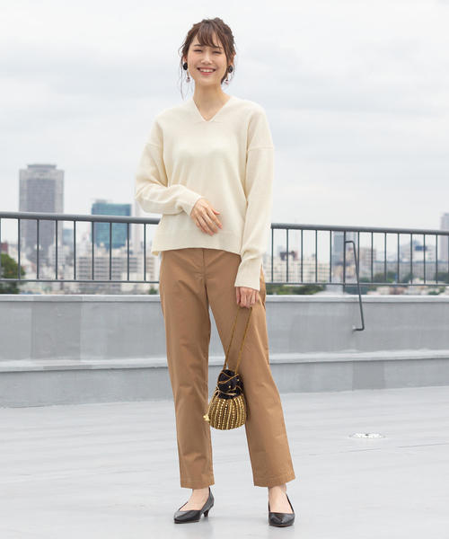 coen（コーエン）の「【ムック本掲載・手洗いできる】ラムウールVネックニット（ニット/セーター・レディース・オフホワイト/ピンク/ライトグレー・FREE）」の12枚目の写真