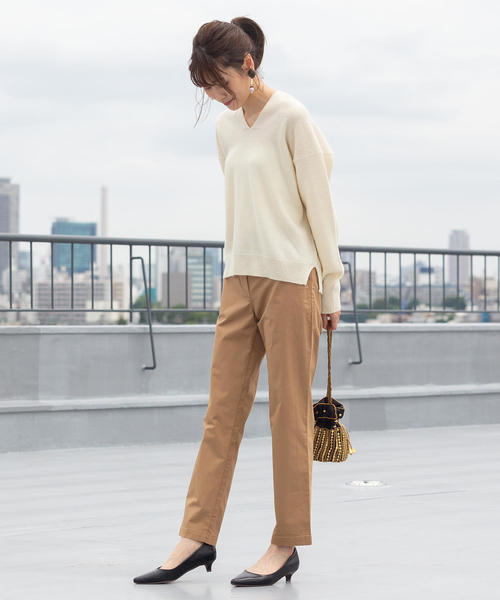 coen（コーエン）の「【ムック本掲載・手洗いできる】ラムウールVネックニット（ニット/セーター・レディース・オフホワイト/ピンク/ライトグレー・FREE）」の16枚目の写真