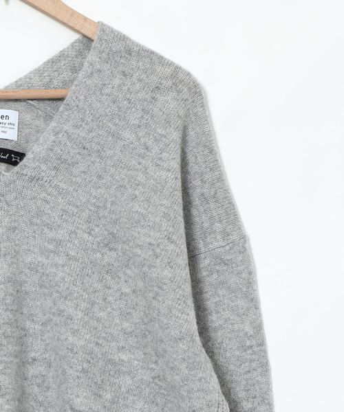 coen（コーエン）の「【ムック本掲載・手洗いできる】ラムウールVネックニット（ニット/セーター・レディース・オフホワイト/ピンク/ライトグレー・FREE）」の22枚目の写真