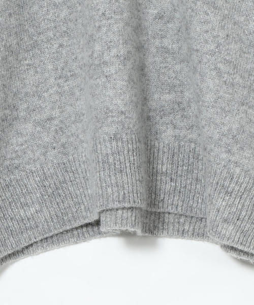 coen（コーエン）の「【ムック本掲載・手洗いできる】ラムウールVネックニット（ニット/セーター・レディース・オフホワイト/ピンク/ライトグレー・FREE）」の20枚目の写真