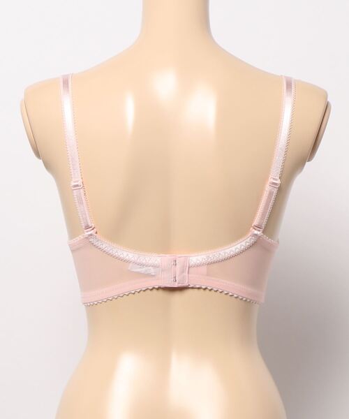 【D65セットアップ】育乳+谷間メイクブラ ツーハッチ tu-hacci 「見た目サイズ確実にアップ！」 瞬間谷間