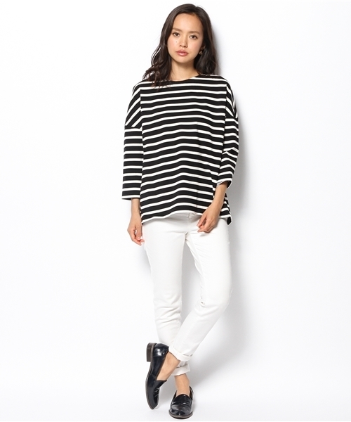 Tiara（ティアラ）の「ワイドボーダービッグリボンプルオーバー≪WEEKEND de Tiara≫（Tシャツ/カットソー・レディース・ブラック/ネイビー・9）」の14枚目の写真