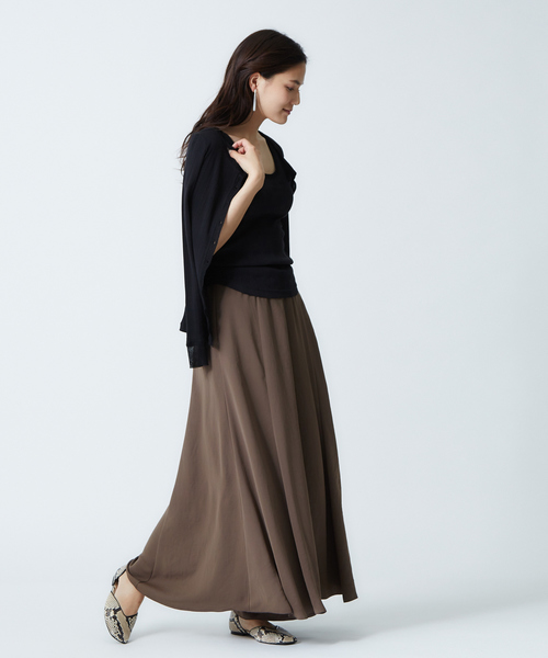 qualite（カリテ）の「マーメイドフレアーマキシパンツ（その他パンツ・レディース・ベージュ/ブラウン/ブルー・38/36）」の18枚目の写真