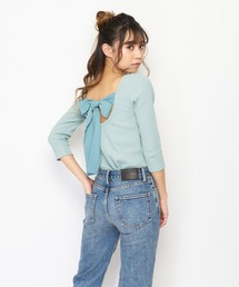 バックリボントップス