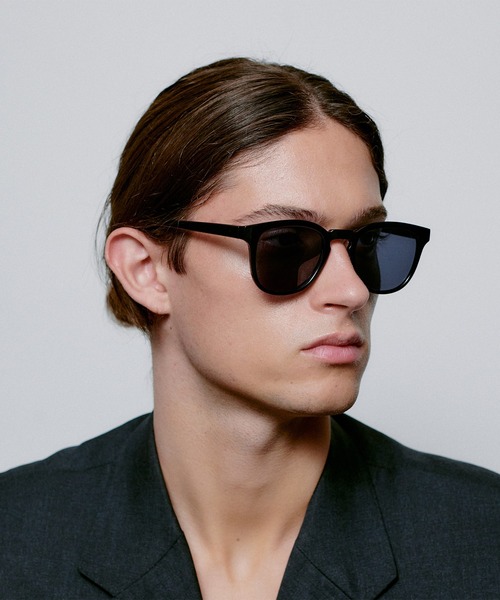 A.Kjaerbede（エキアビド）の「BATE（サングラス・メンズ・ブラック/グレー系その他/ブラウン系その他/その他1/その他2/その他3/ブラック系その他/ダークオリーブ/その他/その他7/その他6/その他5・ONE SIZE/FREE）」の19枚目の写真