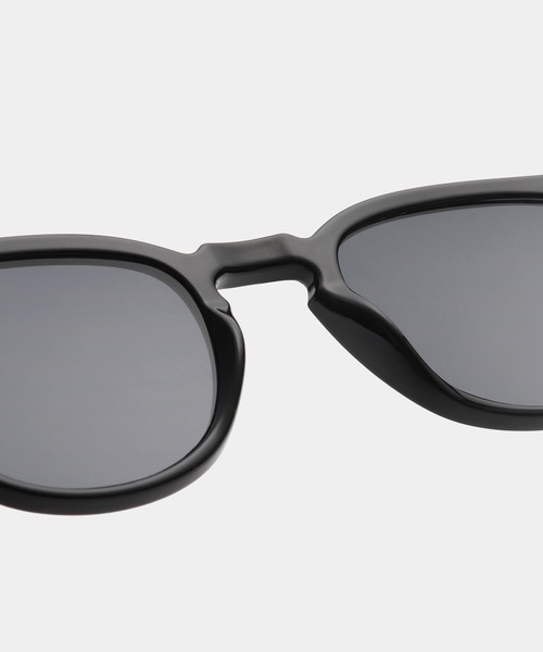 A.Kjaerbede（エキアビド）の「BATE（サングラス・メンズ・ブラック/グレー系その他/ブラウン系その他/その他1/その他2/その他3/ブラック系その他/ダークオリーブ/その他/その他7/その他6/その他5・ONE SIZE/FREE）」の22枚目の写真