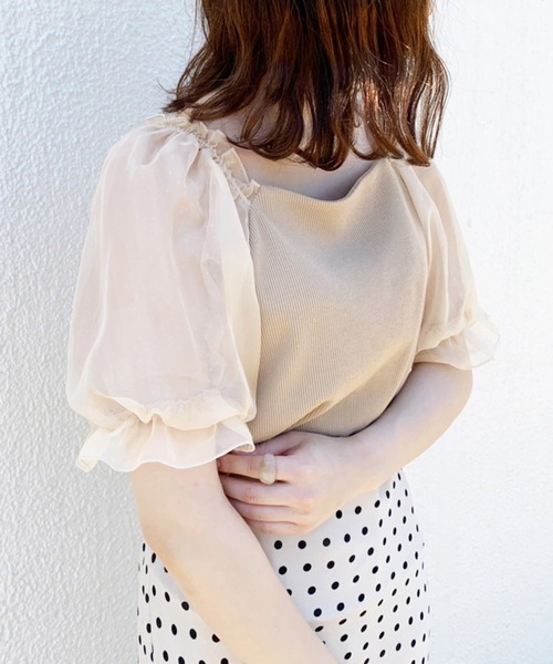 one after another NICE CLAUP(ワンアフターアナザーナイスクラップ)の「袖ドットシフォンテレコプルオーバー(Tシャツ/カットソー・レディース・ライトグレー/ブラック/オフホワイト/ベージュ・FREE)」の4枚目の写真