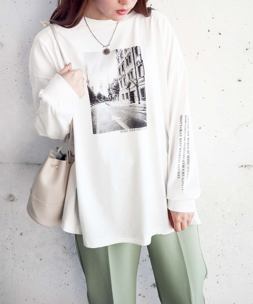 GeeRA（ジーラ）の「《インスタグラマーてらさん着用》フォトプリントロングＴシャツ（Tシャツ/カットソー・レディース・オフホワイト/チャコール・X-LARGE/LARGE/MEDIUM）」の8枚目の写真