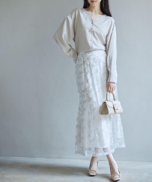 SAISON DE PAPILLON（セゾンドパピヨン）の「【大人気】バックVネックシフォンブラウス 卒業式,入学式（シャツ/ブラウス・レディース・ホワイト/ネイビー/ブルー/グリーン/ブラウン/イエロー/アイボリー/パープル/ピンク/ベージュ/ブラック/モカ/ライトベージュ/ラベンダー/ライトブラウン・S/M/L/XL）」の22枚目の写真