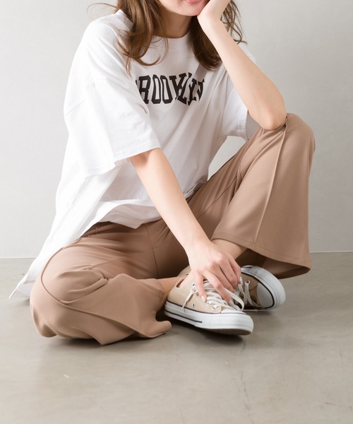 SpRay(スプレイ)の「センターシームフレアパンツ(その他パンツ・レディース・ベージュ/キャメル/パープル/ブラック/グレイッシュベージュ/カーキ/ブルー/ライム/グリーン/レンガ/レッド/ブラウン/ダークグリーン/ロイヤルブルー/グリーン系その他/ピンク/ピンク系その他/ダークブラウン/ダークブルー・FREE)」の4枚目の写真