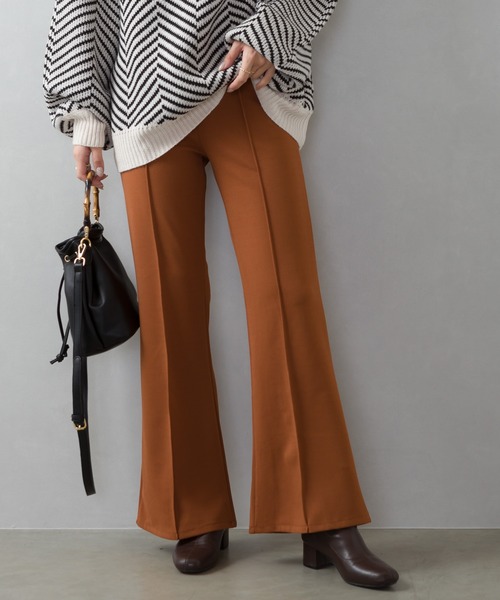 SpRay(スプレイ)の「センターシームフレアパンツ(その他パンツ・レディース・ベージュ/キャメル/パープル/ブラック/グレイッシュベージュ/カーキ/ブルー/ライム/グリーン/レンガ/レッド/ブラウン/ダークグリーン/ロイヤルブルー/グリーン系その他/ピンク/ピンク系その他/ダークブラウン/ダークブルー・FREE)」の15枚目の写真