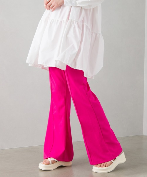 SpRay(スプレイ)の「センターシームフレアパンツ(その他パンツ・レディース・ベージュ/キャメル/パープル/ブラック/グレイッシュベージュ/カーキ/ブルー/ライム/グリーン/レンガ/レッド/ブラウン/ダークグリーン/ロイヤルブルー/グリーン系その他/ピンク/ピンク系その他/ダークブラウン/ダークブルー・FREE)」の16枚目の写真