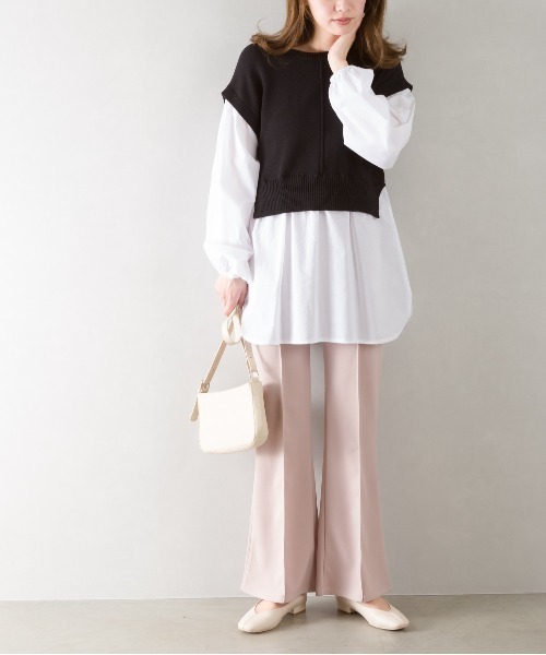 SpRay(スプレイ)の「センターシームフレアパンツ(その他パンツ・レディース・ベージュ/キャメル/パープル/ブラック/グレイッシュベージュ/カーキ/ブルー/ライム/グリーン/レンガ/レッド/ブラウン/ダークグリーン/ロイヤルブルー/グリーン系その他/ピンク/ピンク系その他/ダークブラウン/ダークブルー・FREE)」の5枚目の写真