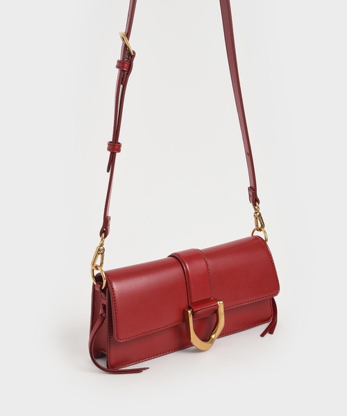 CHARLES & KEITH（チャールズ & キース）の「メタリックバックル 