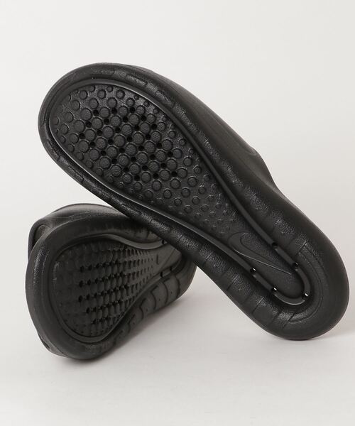 NIKE（ナイキ）の「ナイキ NIKE ナイキ ヴィクトリー ONE シャワー スライド（サンダル・メンズ・ブラック×ホワイト・28.0cm/27.0cm/24.0cm/25.0cm/26.0cm）」の3枚目の写真