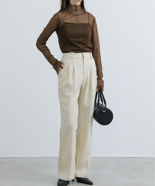 NEUNA(ヌナ)の「【前後2wayで使用可能!】【インナーとしても着られる。】2wayシアータートルネックメロートップス(Tシャツ/カットソー・レディース・アイボリー/グレイッシュベージュ/ミント/ブラック/ダークパープル/モスグリーン/オフホワイト/ピンク/グリーン/オレンジ/ブラウン・FREE)」の19枚目の写真