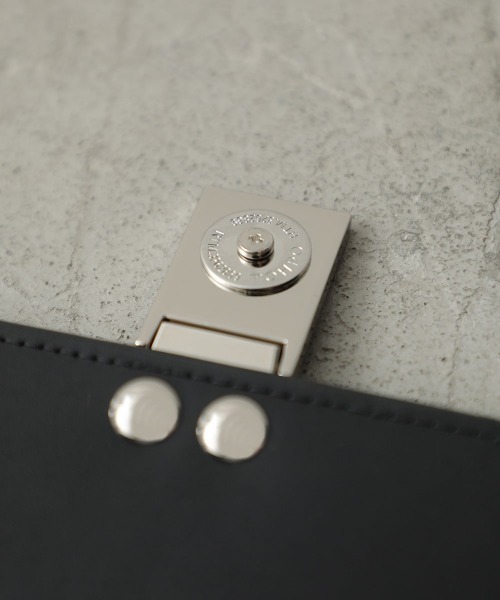 ITTI（イッチ）の「STUDIOUS別注 ウォレットバッグ/EX.OSAIFU BAG（ボディバッグ/ウエストポーチ・メンズ・ブラック/ベージュ/ブラウン/グリーン・FREE）」の9枚目の写真