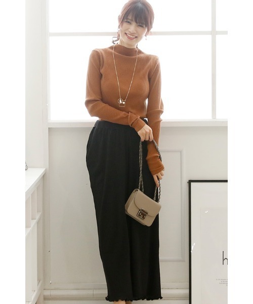 ElegChic(エレグシック)の「メロー フレア ニットパンツ(その他パンツ・レディース・ブラック/ベージュ・4L/XL/M/L/XXL)」の9枚目の写真