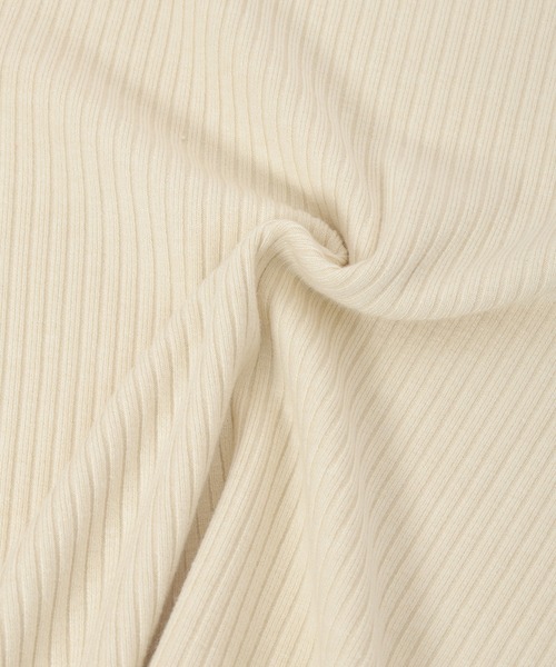 fifth（フィフス）の「クルーネックコンパクト半袖リブニット（ニット/セーター・レディース・ホワイト/ベージュ・MEDIUM）」の6枚目の写真